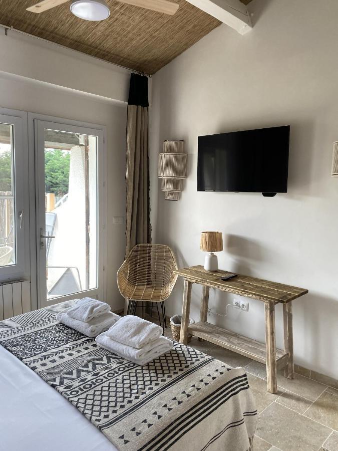 Hotel Du Pont Blanc Saintes-Maries-de-la-Mer Eksteriør bilde