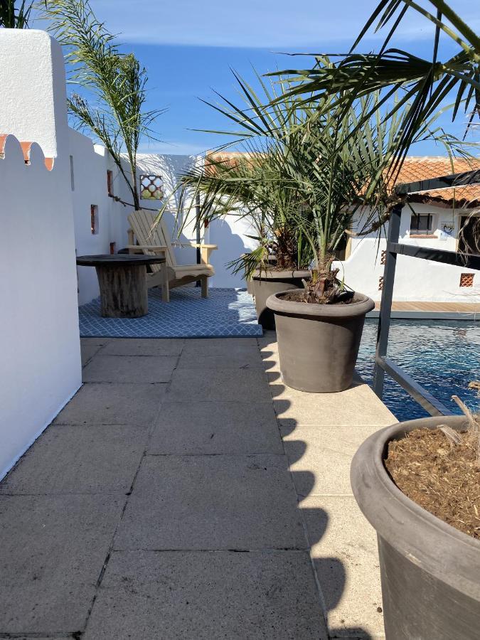 Hotel Du Pont Blanc Saintes-Maries-de-la-Mer Eksteriør bilde
