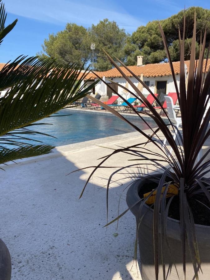 Hotel Du Pont Blanc Saintes-Maries-de-la-Mer Eksteriør bilde