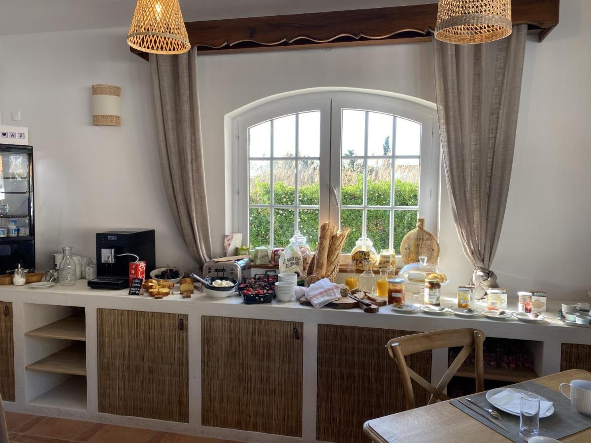 Hotel Du Pont Blanc Saintes-Maries-de-la-Mer Eksteriør bilde